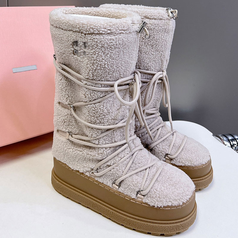 Designer lace up snow boots luxury womens boots anti slip wear resistant rubber outsole boots with iconic metal letter logo on the side round toe ha