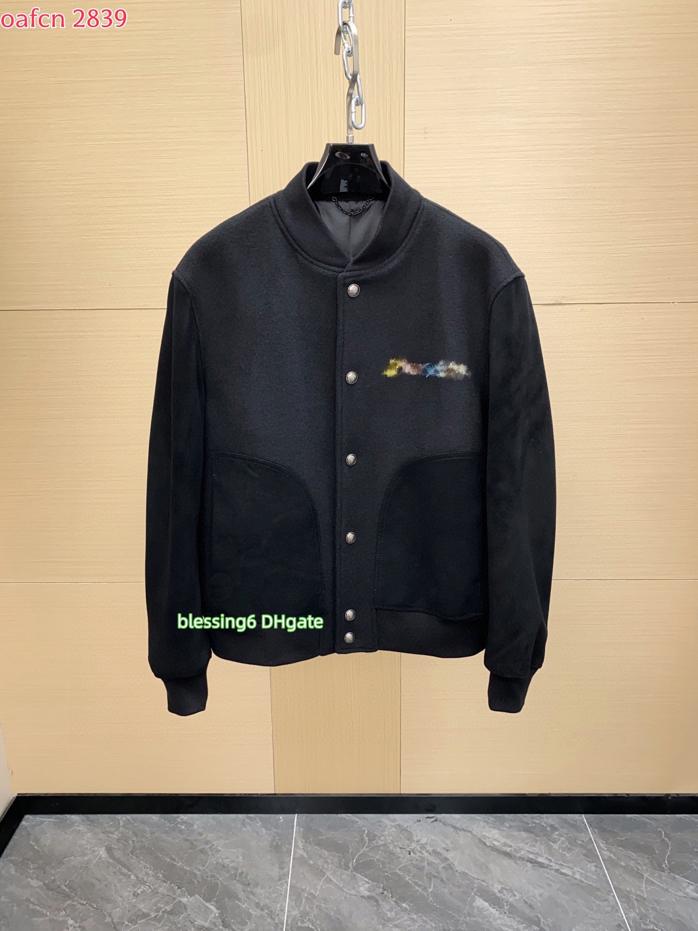 Men's jacket wool sheepskin baseball jacket stand collar button down wool jacket embroidered patch suede leather pocket long sleeved casual str