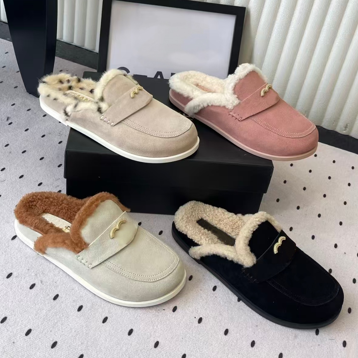Winter wool leopard print Woman Slipper Luxury Furry Fluffy slides Designer shoe Suede flat Loafers Shearling Booties Scuffs Outdoor house walk Casu