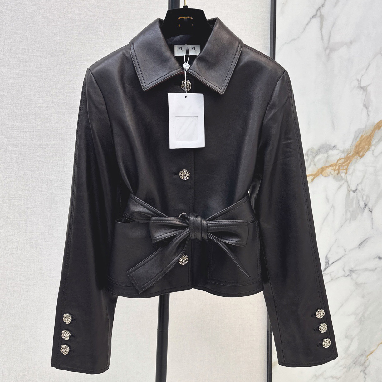 2026 Luxury Designer Style Black Belted Leather Jacket Women Vintage Hollow Metal Button Turn Down Collar Slim Fit Short Coat S-XLShort Windbreaker