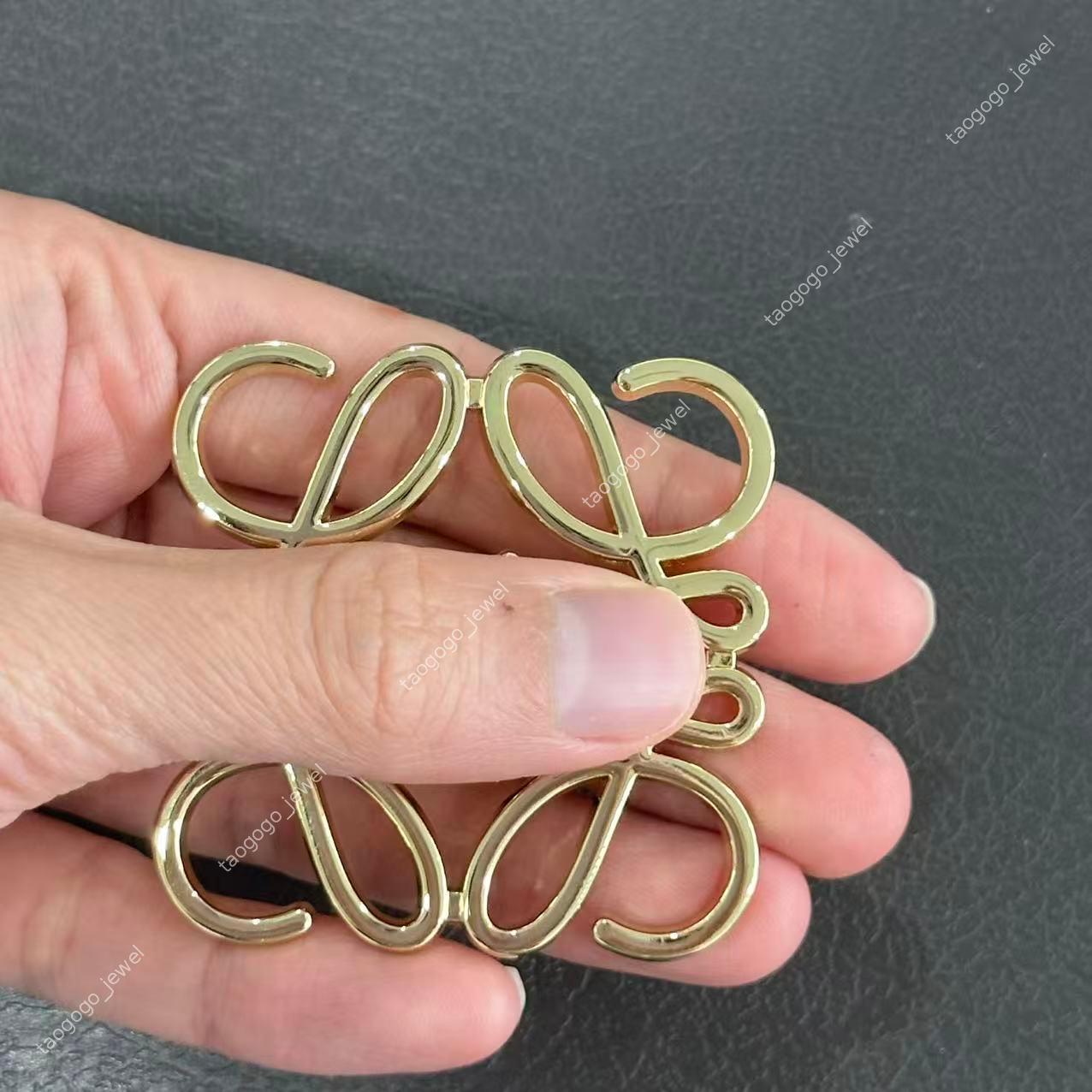 Haute Qualité Lettre Designer Pin Anagram Broche Pour Femmes Bijoux De Luxe Costumes Pour Hommes Broches En Or Robe Poitrine Écharpe Décorations