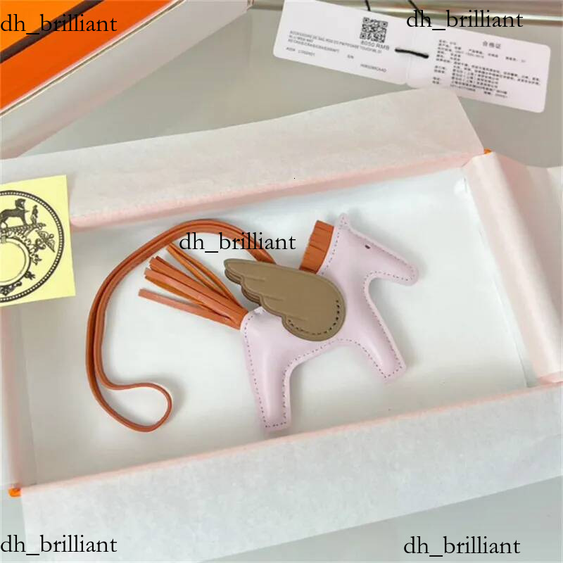 Longes Rodeo Pegase Designer porte-clés en cuir hommes femmes cheval breloque pour sac porte-clés amoureux porte-clés bijoux Z260709 chaud