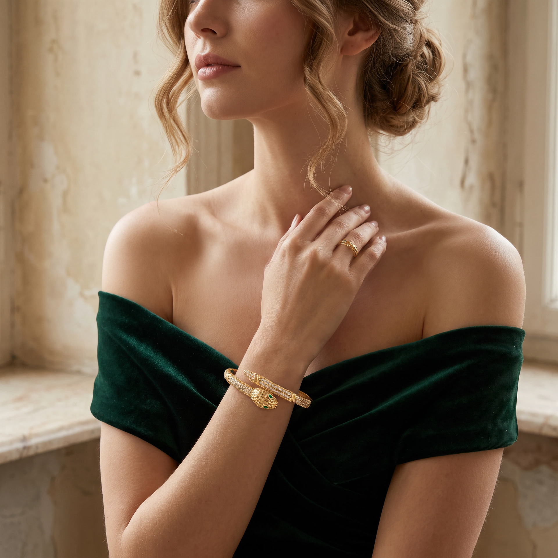 European And American Style For Women Vintage Snake Pattern Diamond-studded Snake-shaped Bracelets