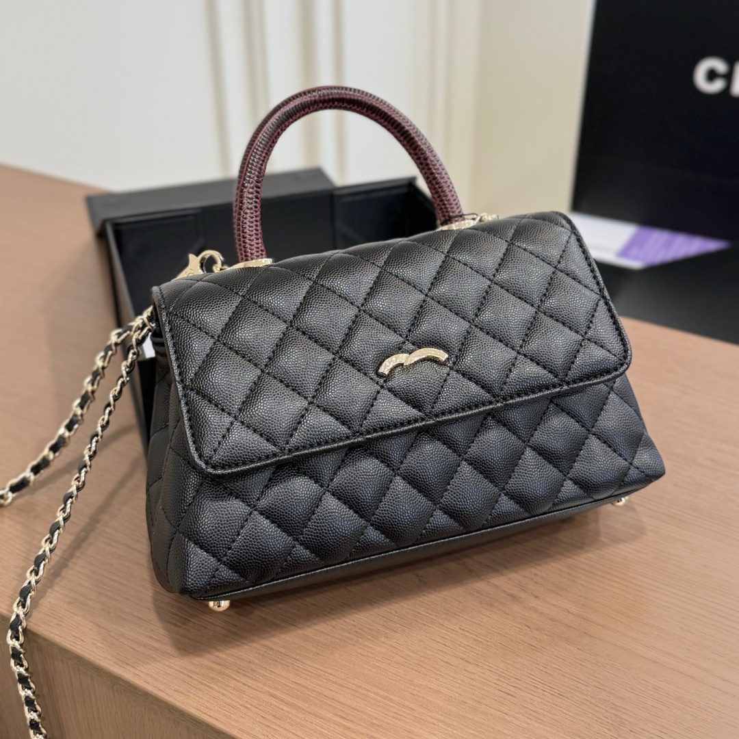 Luxurys Designer Bags Women Caviar Leather Shoulder Bag Black Diamond Quilted Top Handle Flap Purse Woven Chain Crossbody Handbag CC Evening lady Me