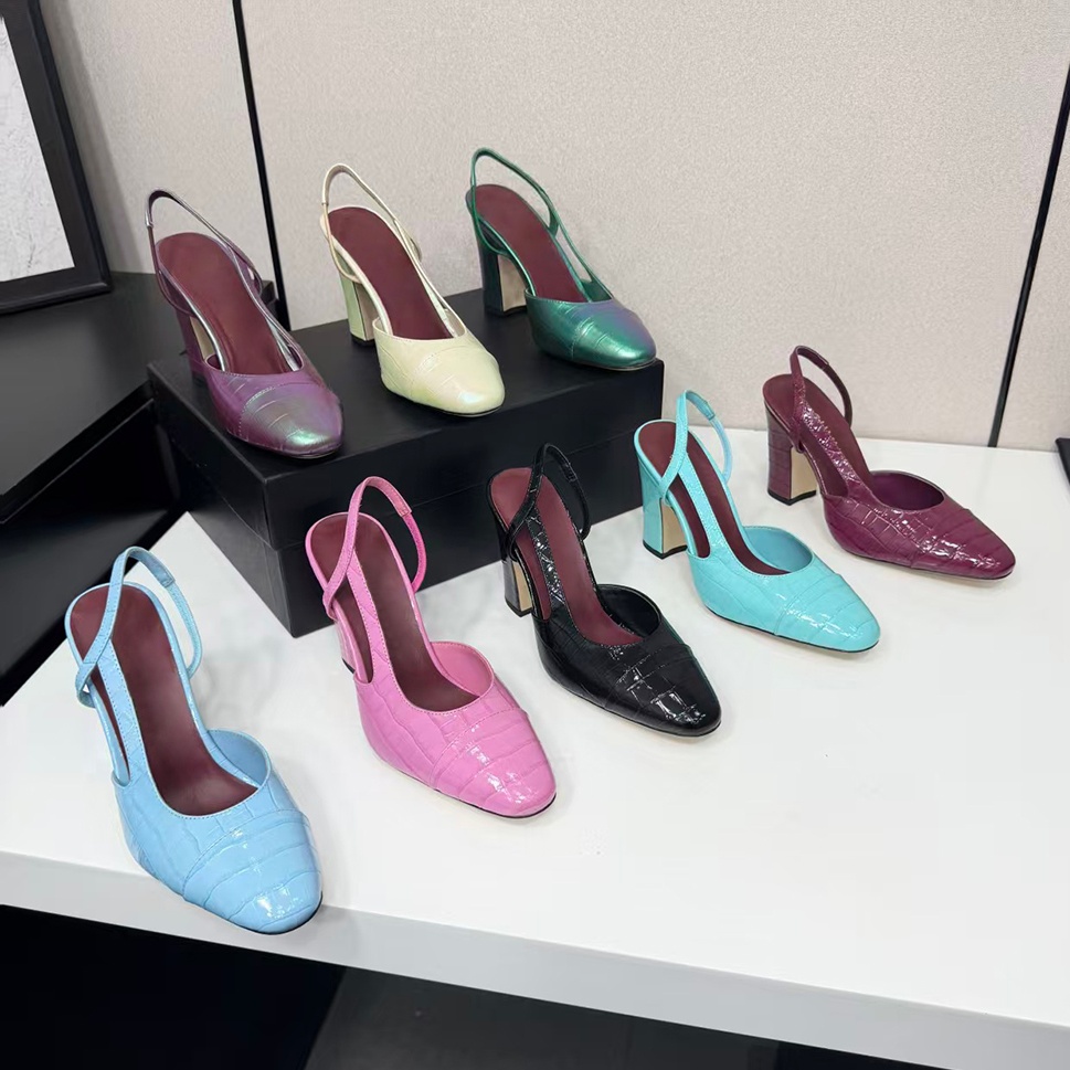 New Spring and Fall Women chunky heel Sandals Pumps Fashion Crocodile patent leather Round toe Slingback Dress shoes Luxury designer party shoes fla