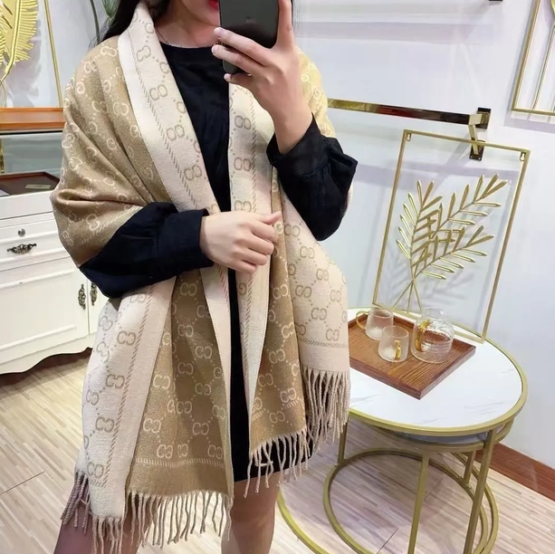Designer scarf Shawl classic cashmere scarf High quality luxury scarfs Elegant Multi colored Silk Blend Shawl Featuring Outdoor travel Gift With Box