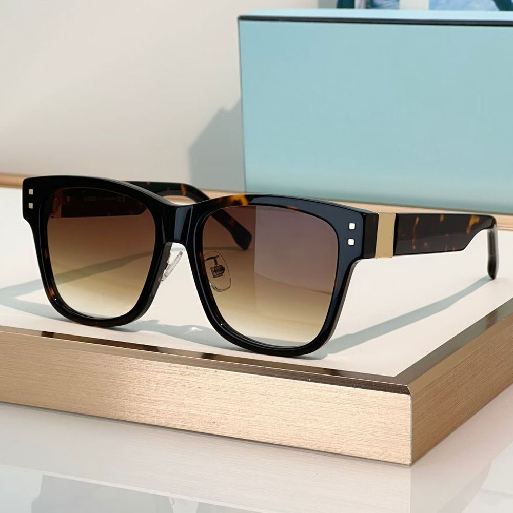 Black Acetate Sunglasses luxury designer womens sunglasses FE40235I classic square frame 26ss fall winter fashion travel sunglasses gradient lenses