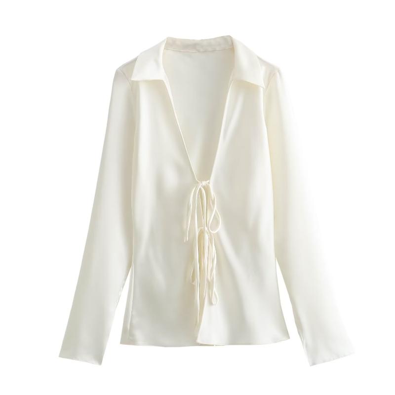 Chemisier à manches longues en satin pour femme avec cravate en V profond sur le devant et col à revers - Texture brillante de luxe - Coupe aminc
