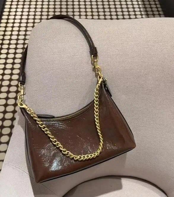 Shoulder Bag Luxury Bag Purse Crossbody Bag Solid Color Vintage Women's Tote Bag High-Quality Leather Underarm Bag Black Large Capacity Chain B