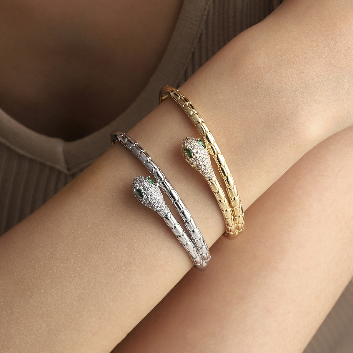 Bracelet serpent à œil vert en zircone, transfrontalier européen et américain, bijoux de Style minimaliste haut de gamme