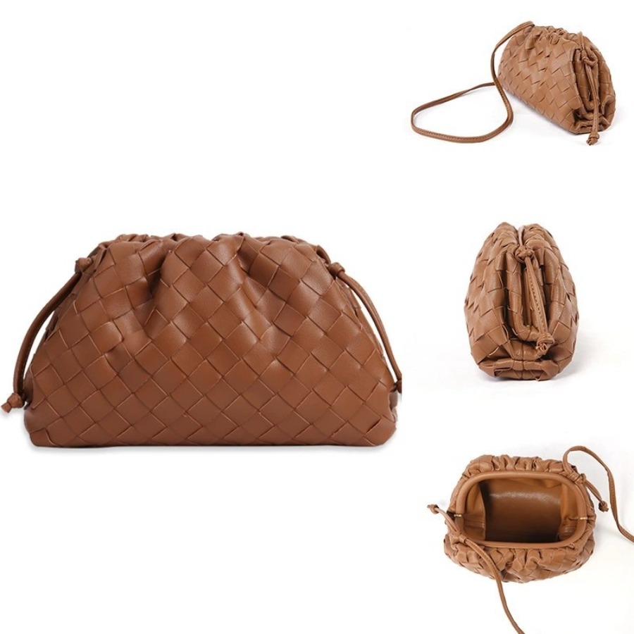 Sac à main tressé en cuir souple pour femmes, pochette à cordon de serrage, sac à bandoulière décontracté en nuage, sac à main de soirée minimali