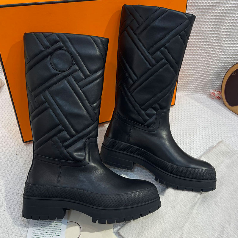 Designer Thick Soled Knight Boots Womens Cotton Luxury Boots Ladie Winter New Cream Knee High Boots Rubber Outsole Sizes 35 41