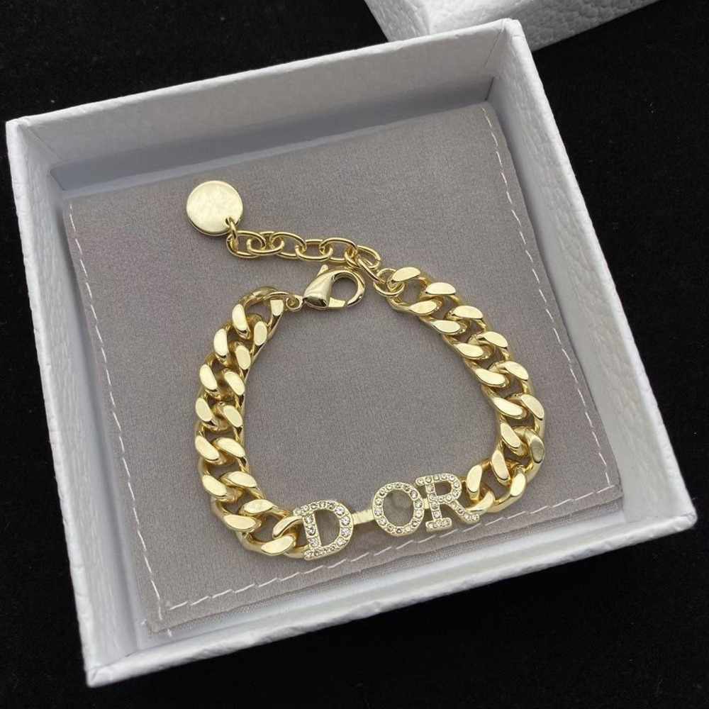 Pendant Necklaces Gold Color Luxury Designer Necklace Bracelet Classic Letter Pendant Necklace Thick Chain Brass Fashion Set For Women Girls gift AA