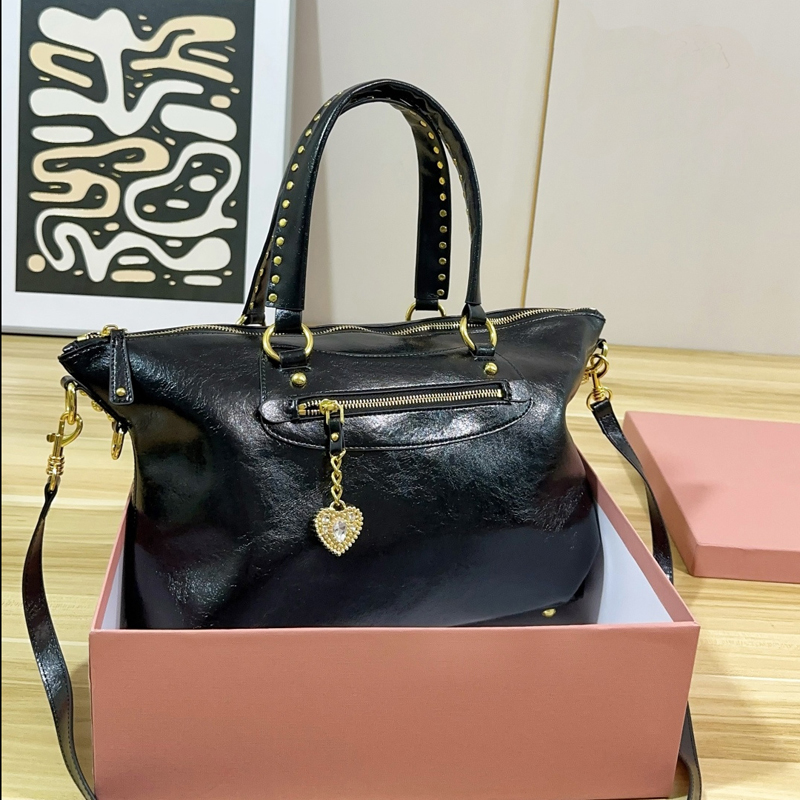 Designer bag luxury pendant casual shoulder bag women's patent leather black fashionable trendy handbag large capacity retro motorcycle bag