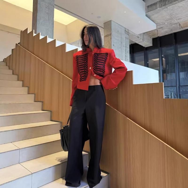 Designer de haute qualité femmes 2026 printemps nouveau style chinois col montant bouton grenouille veste courte couleur unie à manches longues v