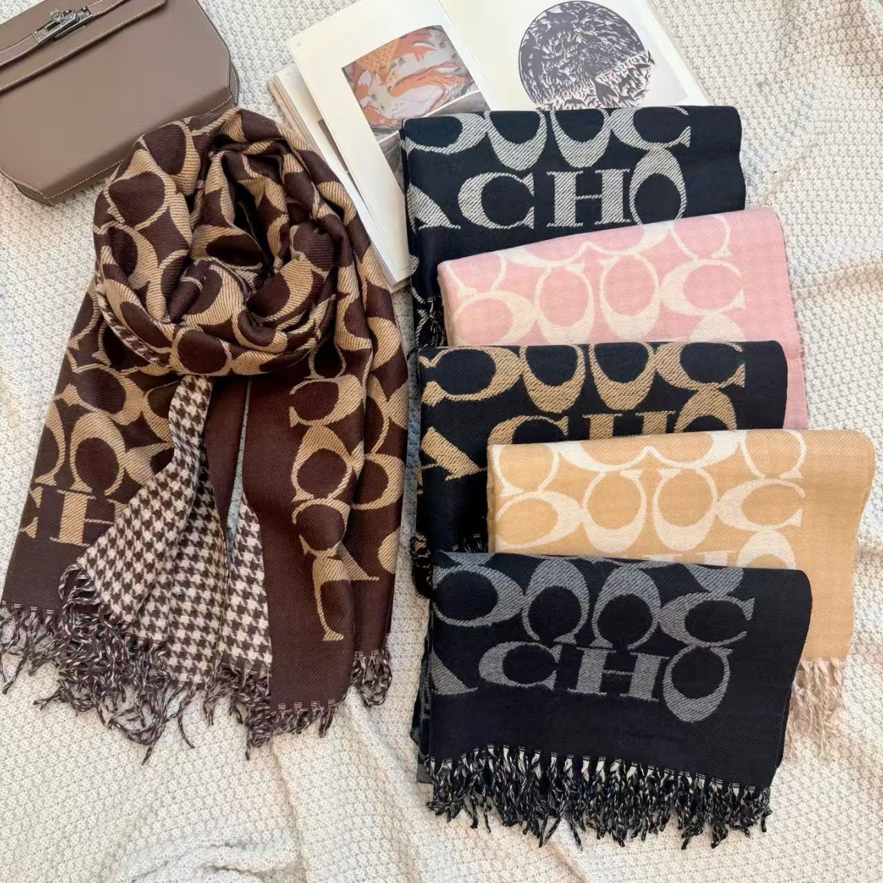Designer scarf unisex commuter autumn scarf high quality breathable shawl luxury simple fashion classic plaid warm shawls tassel multiple colors
