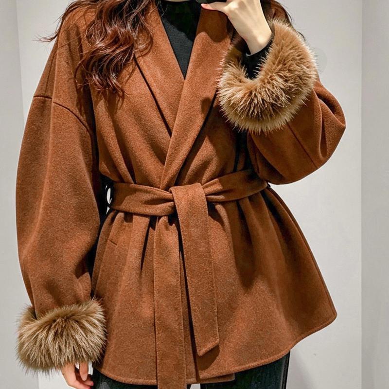 Women's Short Oversized Double-Faced Wool Blend Coat Lace-Up Patchwork Fox Fur Cuff Elegant Commuter Winter Outerwear