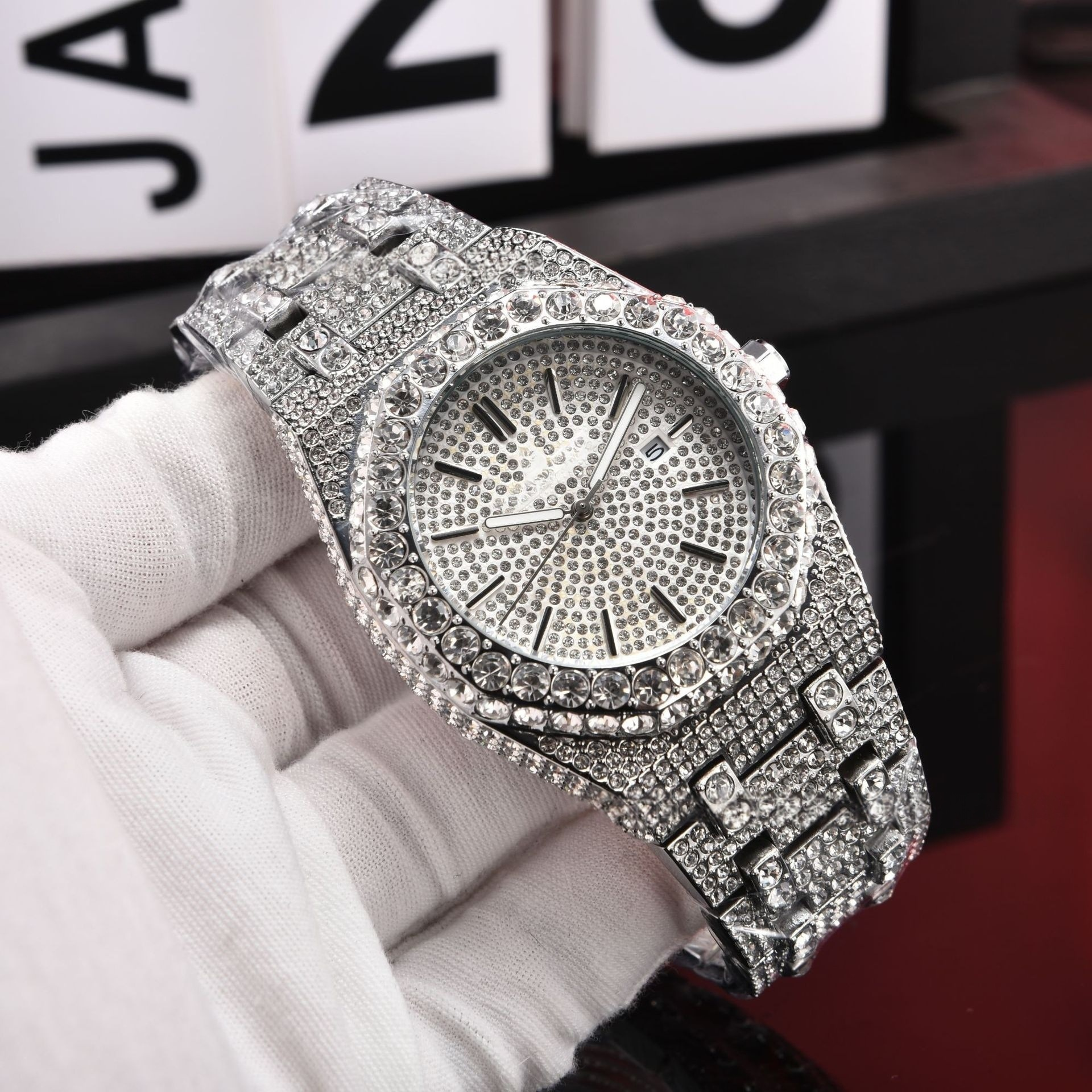 2026 moissanite watch high quality Iced Out quartz Watch Moissanite Diamond Watch with D-color hand-set lab-grown sapphire mirror men's watch F