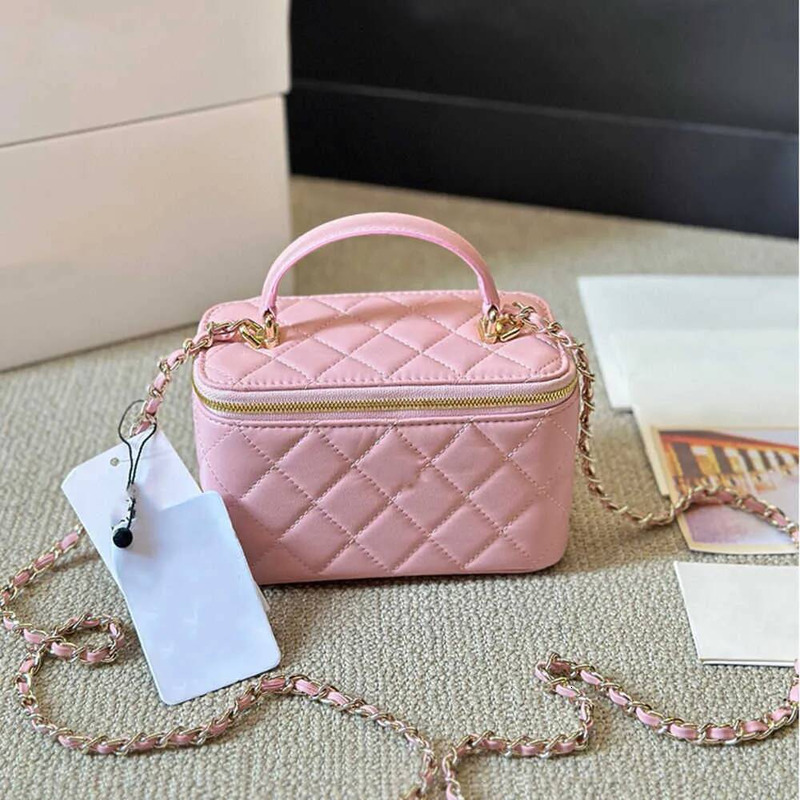 Designer Cases Makeup bag cc Micro Vanity Mini Bag Crossbody Shoulder Tiny Cosmetic Nano Make Up Bags Coin Pink Purse Wallet width 18cm genuine leat
