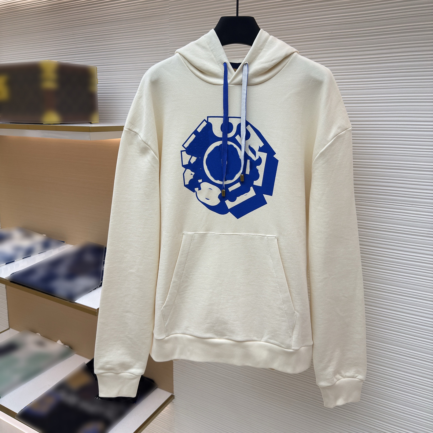 Designer brand clothing, high-quality men's hoodie (with cap, without cap), simple contrasting pattern kangaroo pocket hoodie, casual loose lon