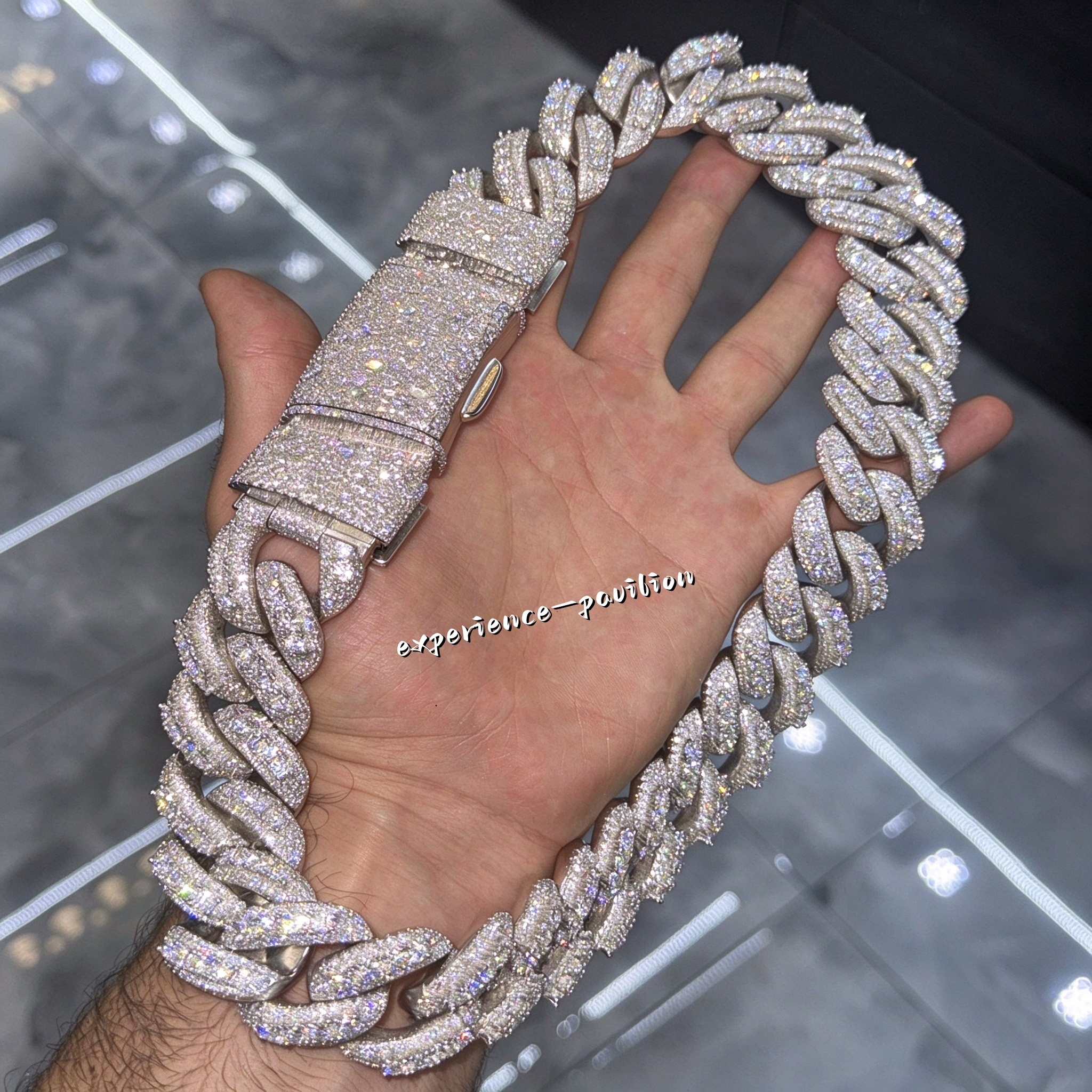 Customized Lock Heavy Chain Hip Hop 22MM Iced Out Moissanite Raised Chain S925 VVS Diamond Cuban Link Chain Necklace