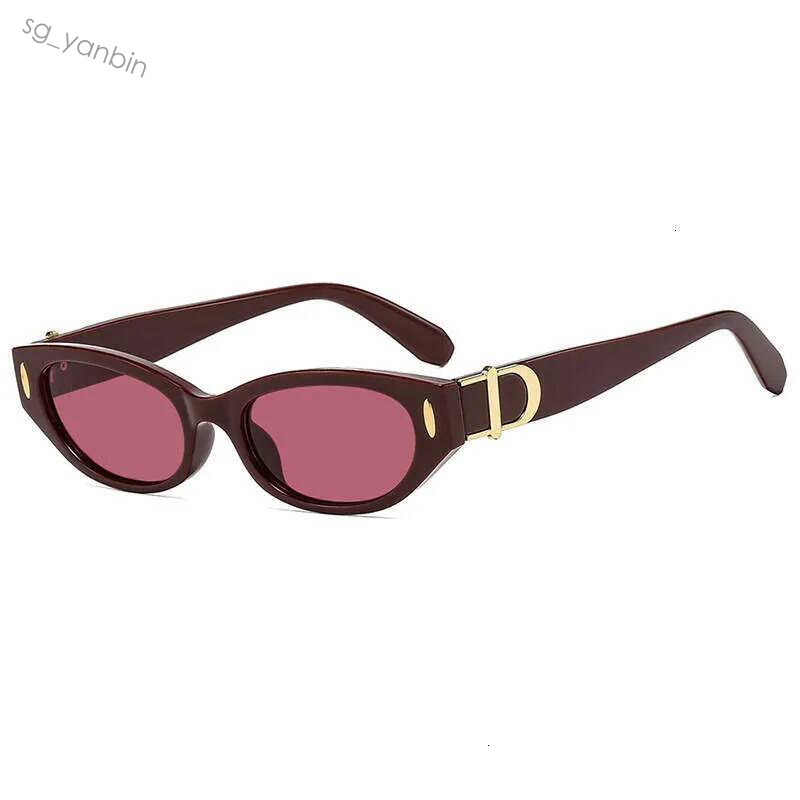 Luxury 2026 High End Daily Rivet Small Frame Cat Eye 2025 New Model European And American Street Style Women's Versatile Trendy Fashion Sung