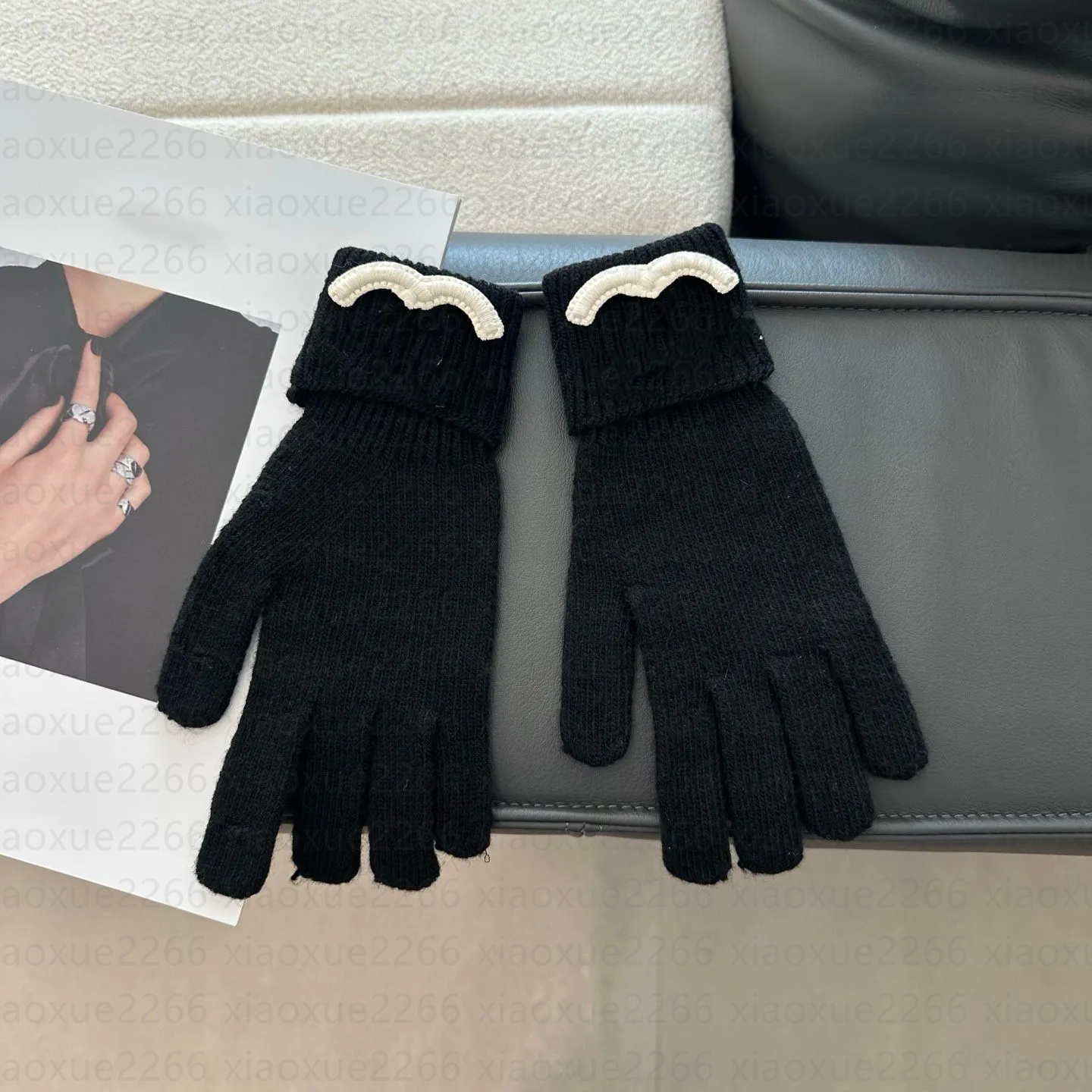 Designer Gloves winter Warm gloves for women men Luxury Thickening Knitted Glove Five Finger Cold Proof Touch Screen Mittens Five Fingers Gloves