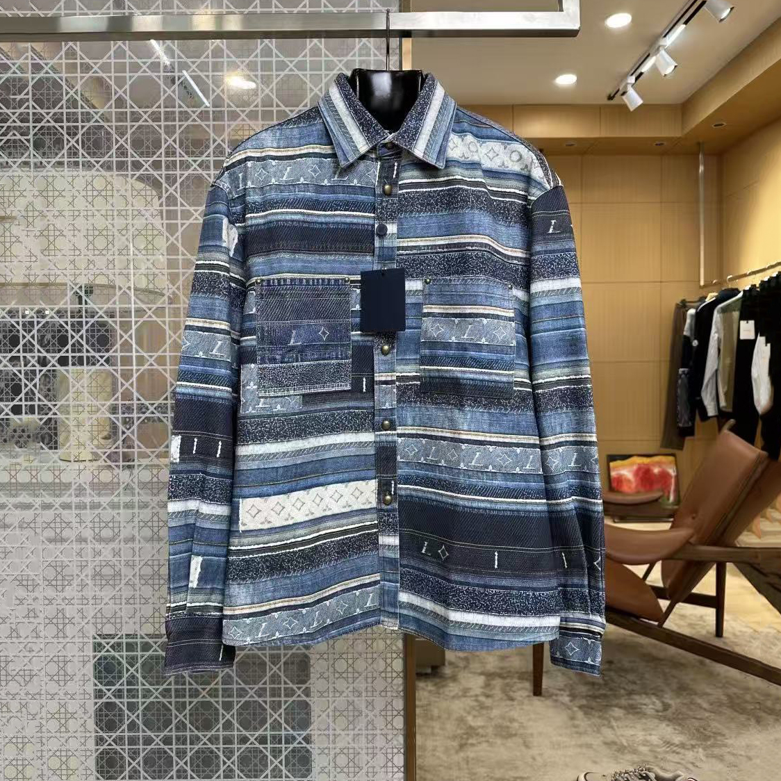 Designer shirts, high-quality men's denim shirts, classic patchwork striped prints, fashionable casual men's and women's denim shirts