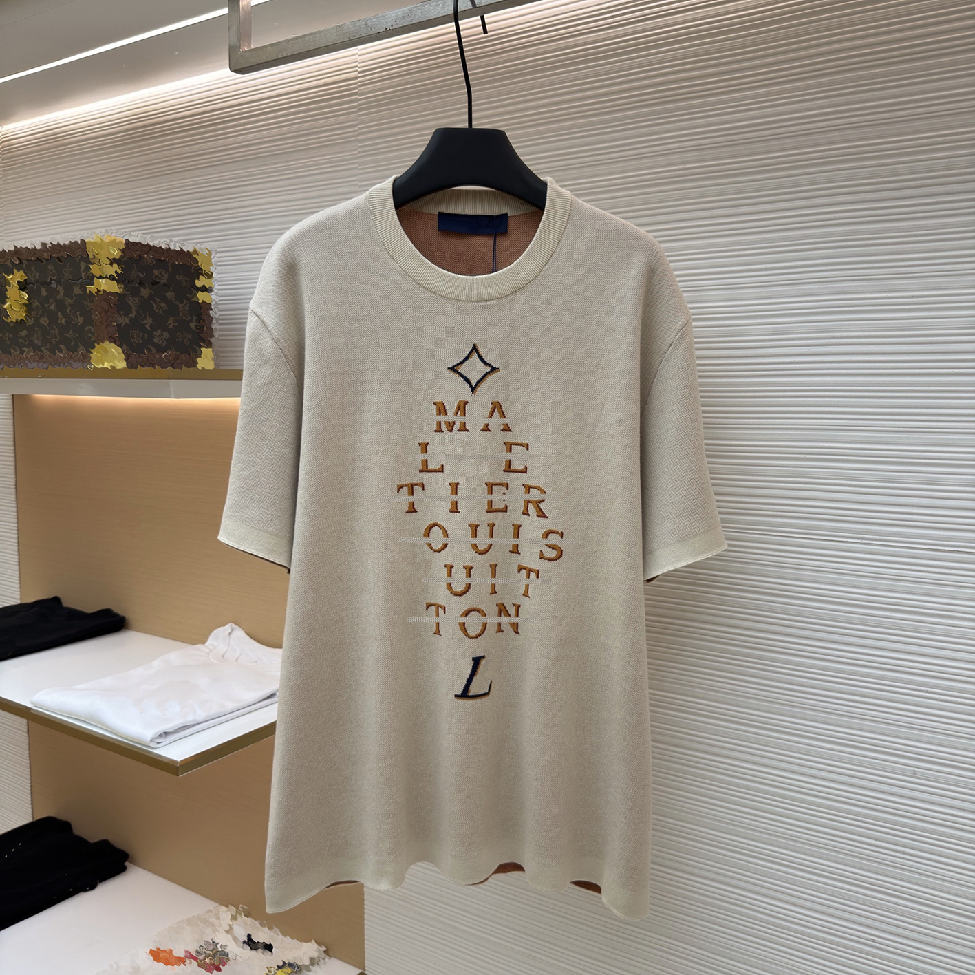 Designer brand clothing, high-quality men's letter embroidery round neck knitted short sleeved shirt, loose shoulder knitted top, light luxury