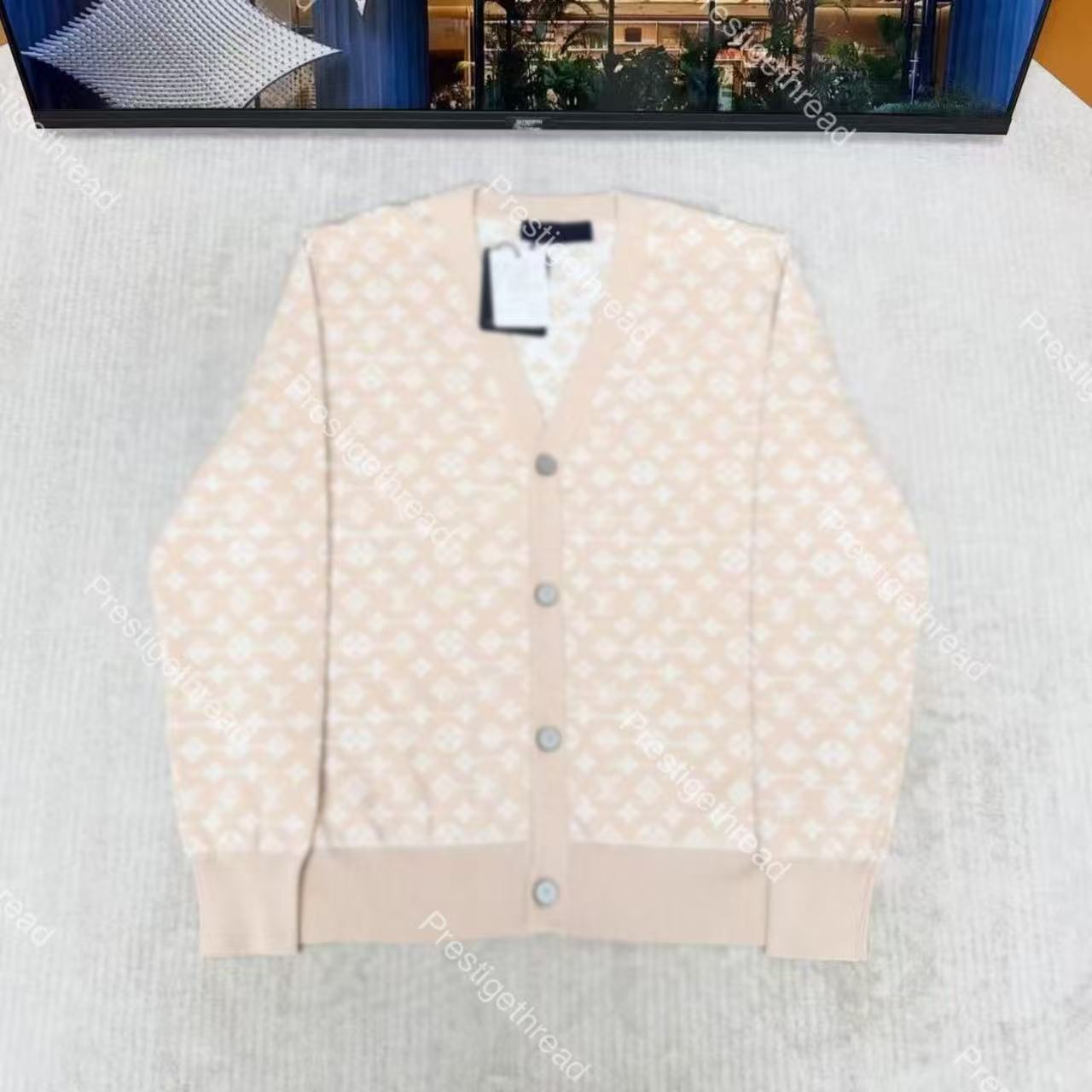 26FW Full-Print Letter Jacquard V-Neck Wool Knit Cardigan Designer High-Quality Men's Sweater Classic Monogram Knit Jacket