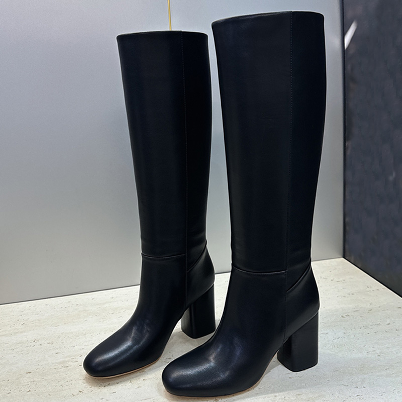 Classic Designer Womans Nueva boot Fashionable Black Smooth Calf Leather Shoe Upper Knight Boots Womens Outdoor Luxury Daily Matching High Boots