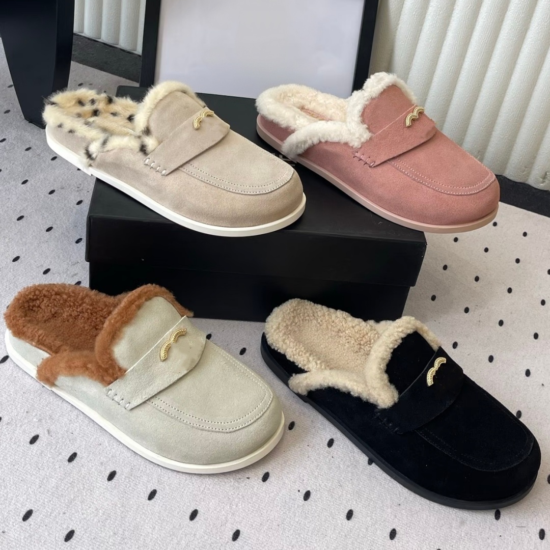 Designer slide Suede leather Winter Fluffy Loafer shoe Woman wool Furry Slippers Shearling winter Fur Booties Luxury Mule Scuffs 10a Outdoor house w