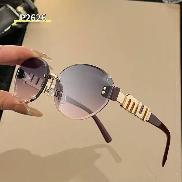 Designer Women Men Luxury Fashion Driving Travel Party Beach Anti UV UV400 Sunglasses Original Box Gift High quality a579 Hot