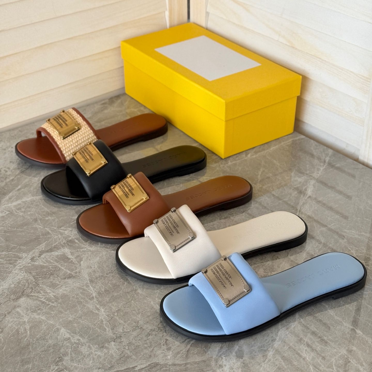 Black white Mule Flat leather slipper designer woman sandal Summer Straw Crochet Luxury slide Sandales luxe femme Y2K Outdoor Sport Casual travel Be
