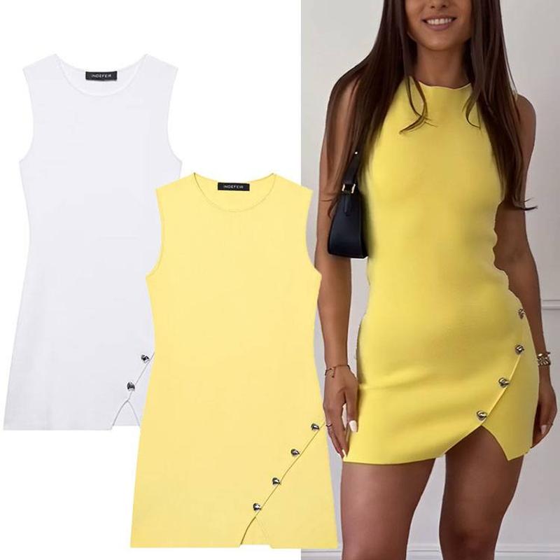 Women Summer Sleeveless Knit Dress Round Neck Button Irregular Hem Slim Fit Casual Streetwear Solid Color S M L