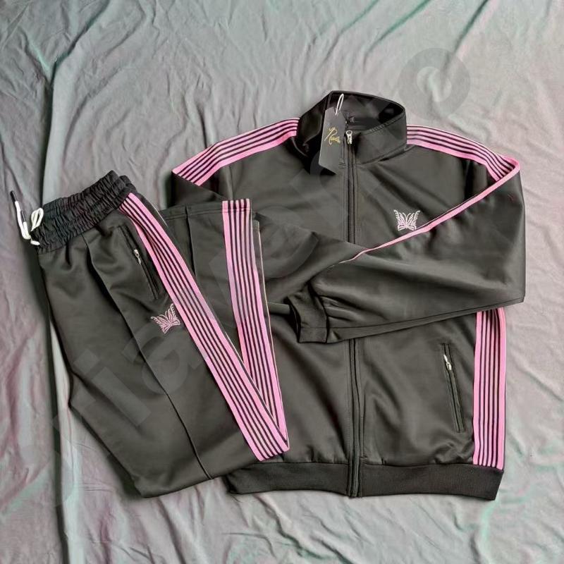 Survêtement deux pièces brodé de papillons de luxe, col montant, veste zippée, pantalon de survêtement, tissu satiné lisse, poche zippée, cordon
