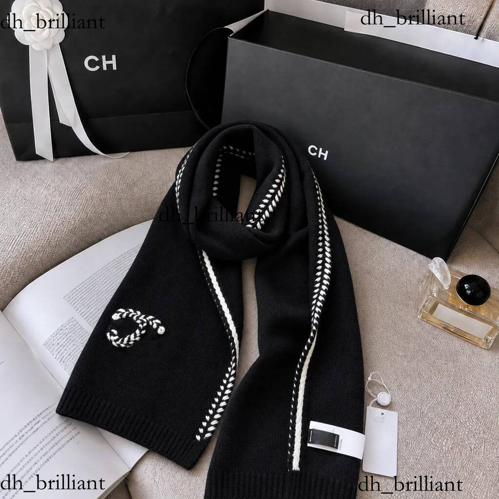 luxury designer classic printed cashmere thickened neck warmer winter style fashionable men unisex warm retro shawl scarf Christmas 180*35cm Hot