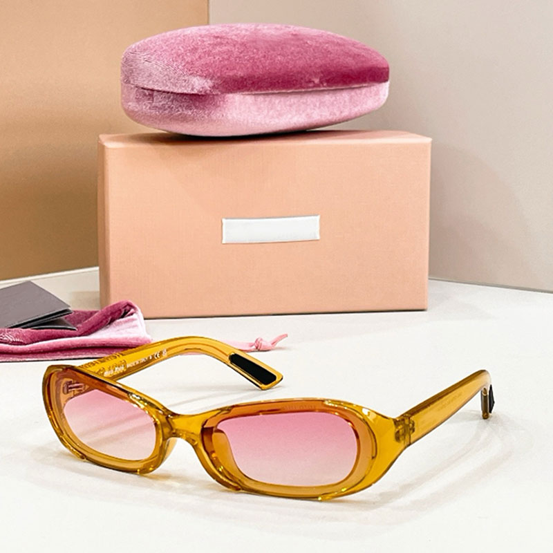 Runway sunglasses OMUC07SU Sunshine Yellow Rectangular Frame Pink gradient lenses Temple logo design Womens luxury leisure formal occasions designer