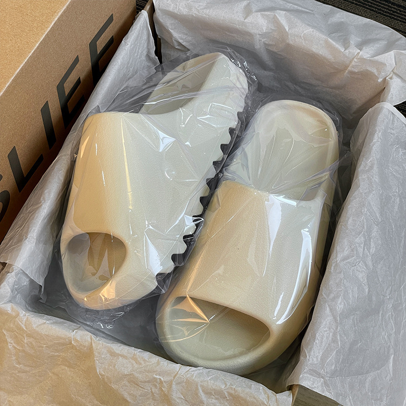 luxury designer shoes 2026 Coconut One Word Slippers Slide Comfortable Summer Thick Sole Unisex Sports Style Free Shipping Top Hot Soft Breathable L