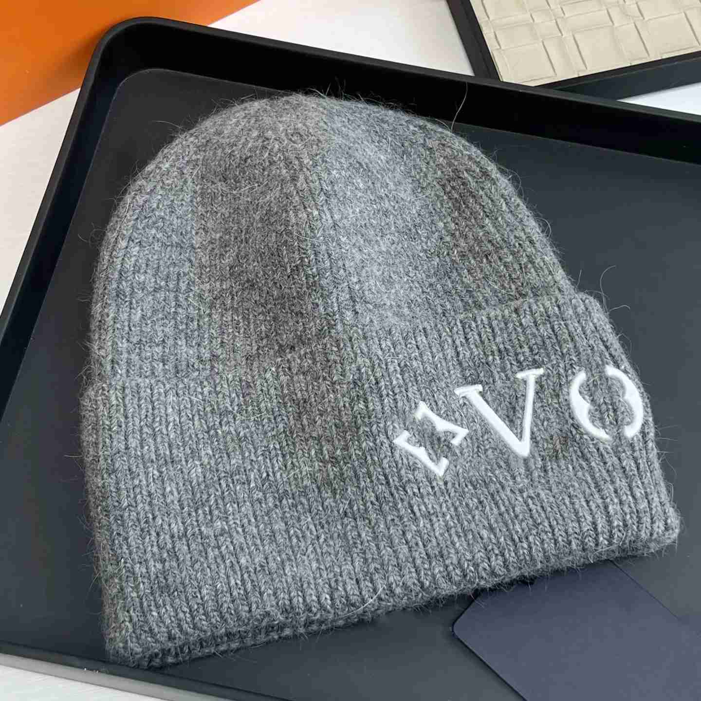 Beanie/Skull Caps Beanie Designer Knitted Hats For Mens Womens High Version Versatile Breathable And Comfortable Suitabl Autumn Winter Warmth