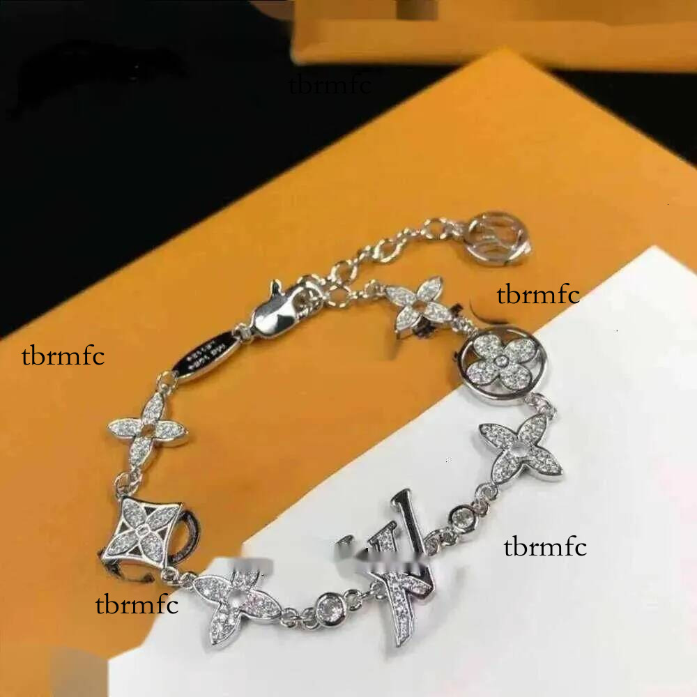 Bracelets de charme Bracelet Designer comme élégant dames bracelet or sier mode lettre pendentif mariage haute qualité bijoux 2024 6C2