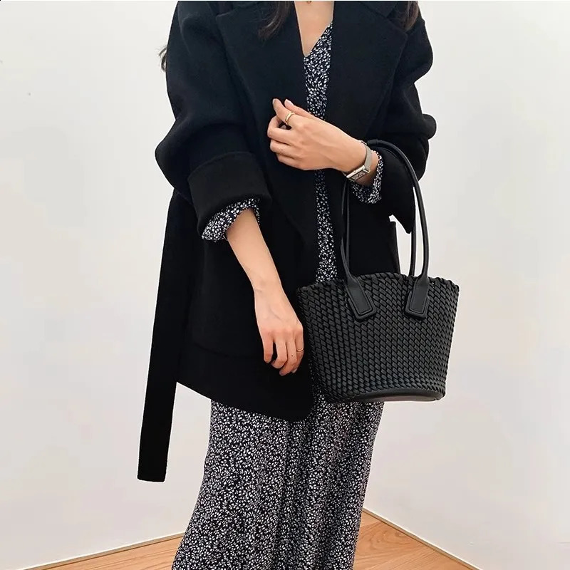 Lapel Double Sided Cashmere Coat WomenS Winter High Quality Elegant Retro Temperament Slim Fit Short Coat 240830