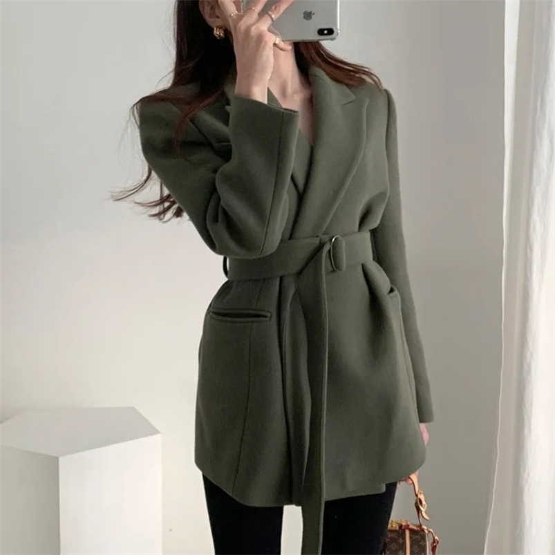Chic Korean Style Fall Winter Woolen Jacket Mediumlength Overcoat Sweater Cardigan Scarf Women Fashion Coat y240830