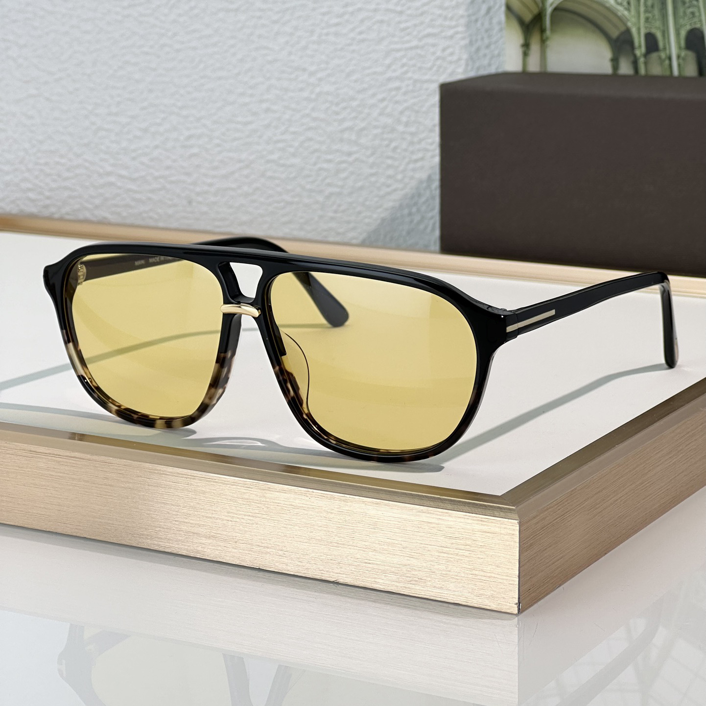 Sunglasses For Men Women Designer 1026 Fashion BAvant-Garde Goggles Style Anti-Ultraviolet Classic Popularity Acetate Big Rectangle Full Frame Glass