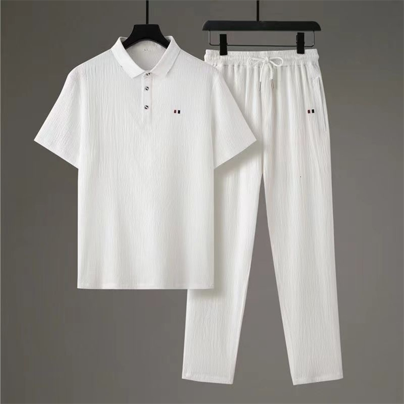 2024 Couleur solide de mode d'été Plus taille Twopiece Mens Mens décontractée confortable confortable High Quality Costume Y240830
