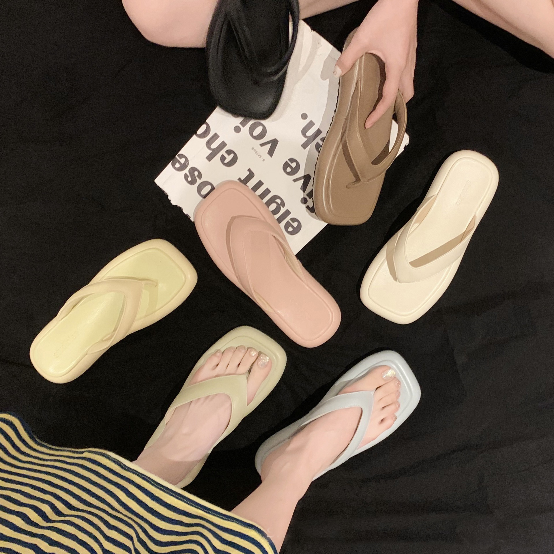 Nouvelle conception décontractée en cuir rose flip ps femmes chocolades plate-forme ganters de plate-forme entièrement-match jandal sandalias fém