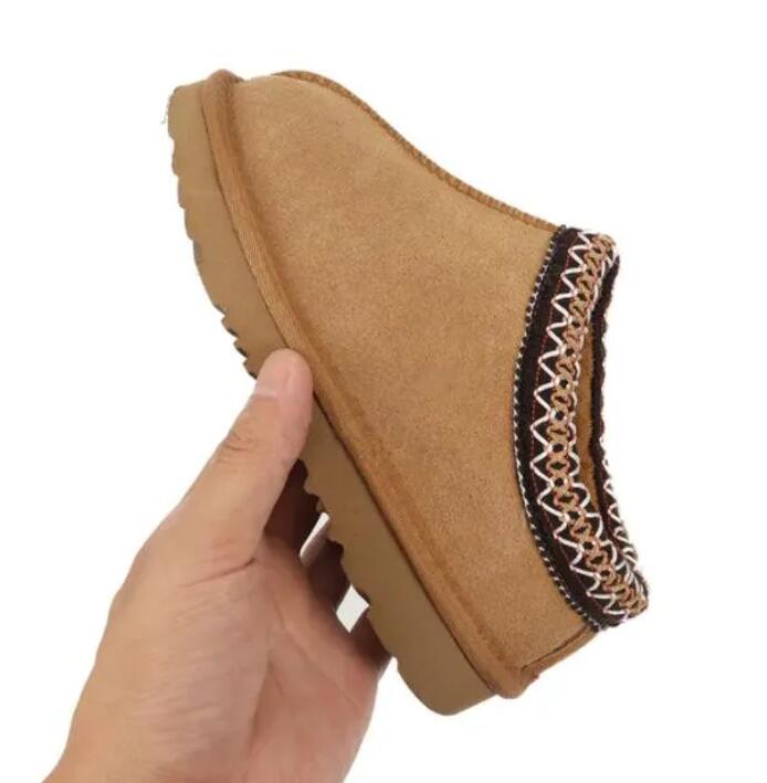 Mini bottes d'ours en peluche de style australien classique pour femmes - Bottises en daim pour les nourrissons et les jeunes Bottes de neige