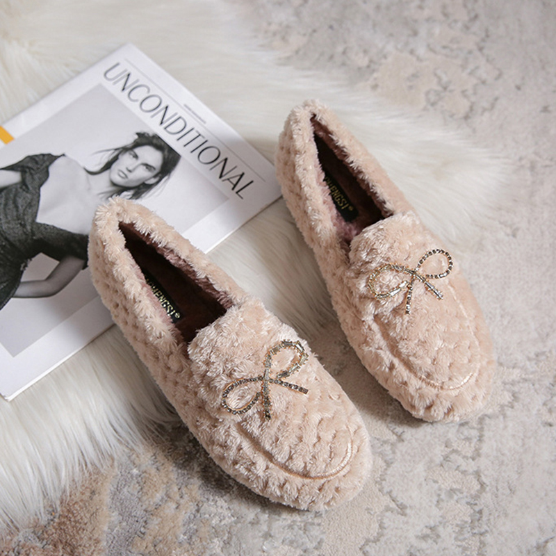 Chic Metal Bow-not de fourrure plates femme Chaussures hivernales Femme 2025 baskets à fourrure Fleets Locs mocassins en peluche chaleureux Big S