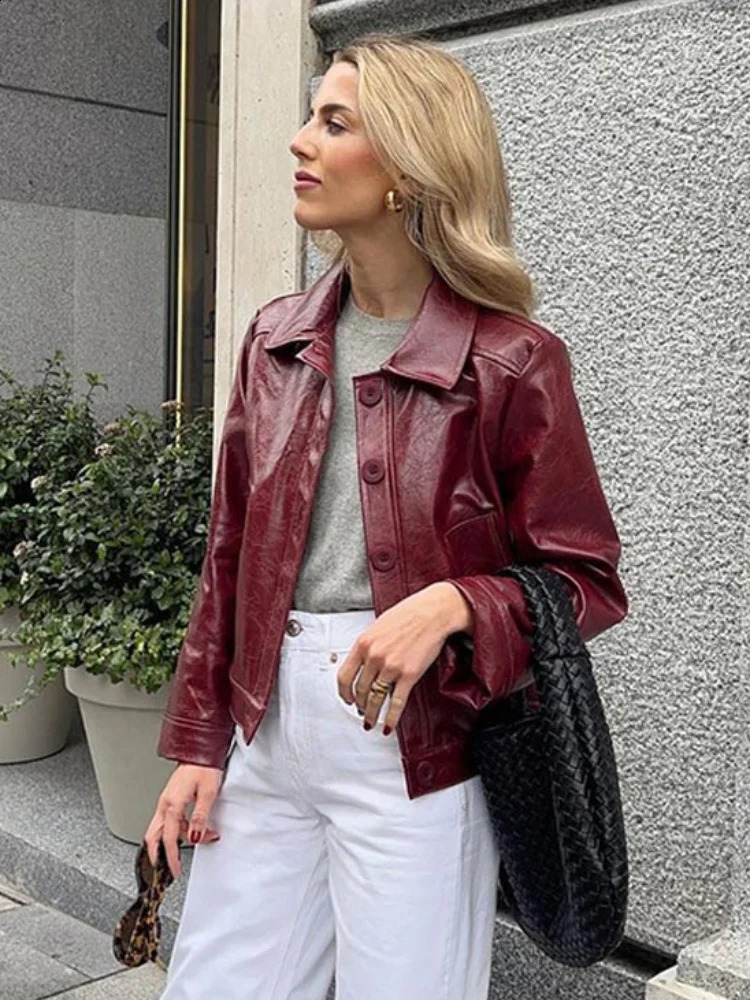 Chic Solid Lapel Single Breasted Demiseason Leather Jacket For Women Retro Long Sleeves Pockets Short Coat Lady Streetwear 240903