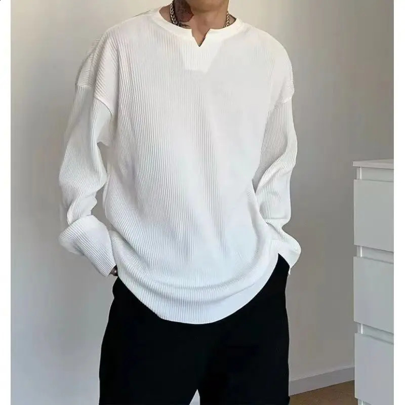 Spring Autumn V-neck Fashion Long Sleeve T-Shirts Man Solid Color Striped Comfortable Pullovers High Street Casual All-match Top 240903